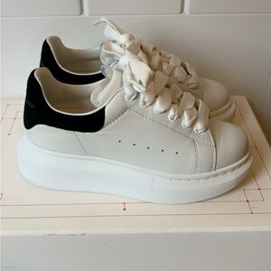 Alexander McQueen Kids Size 29 EU/ 12US